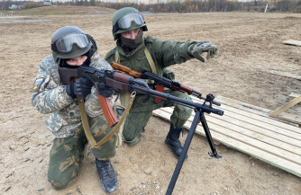 Москва своих не бросит!