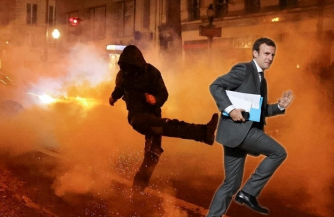 Некрономикон Макрона